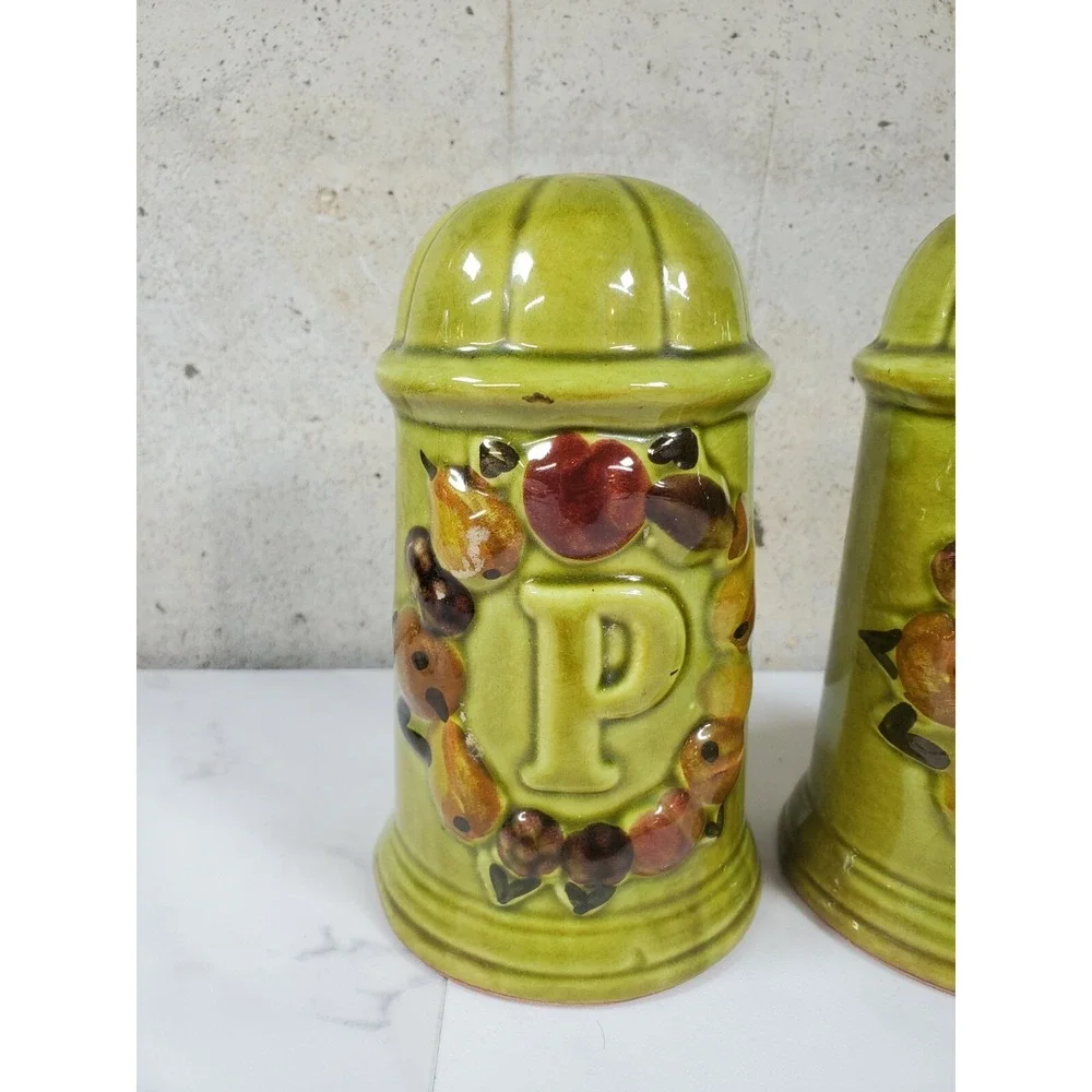 Vintage Los Angeles California Pottery Salt Pepper Shaker‎ Set Large Green KG